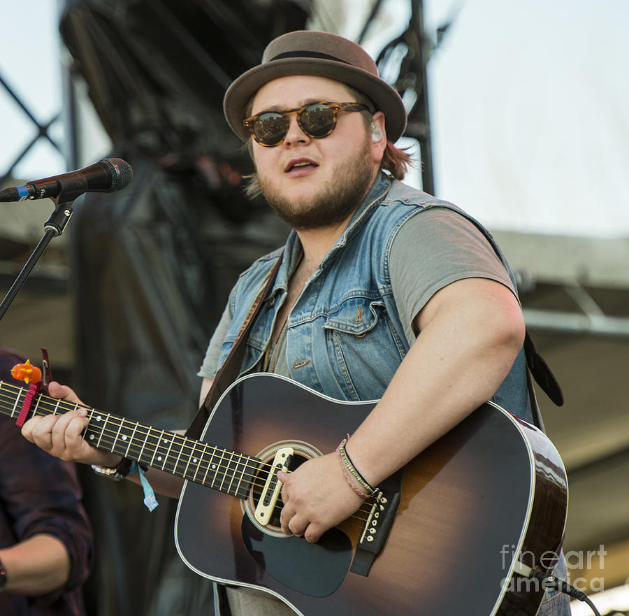 Ragnar Porhallsson with Of Monsters and Men Photograph by David ...