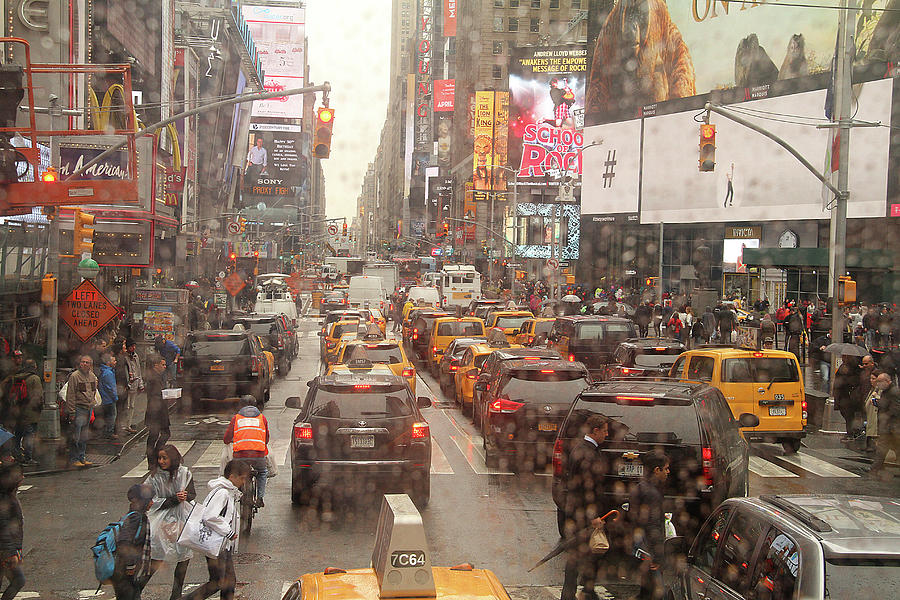 Rainy day in Manhattan Photograph by Emanuel Tanjala