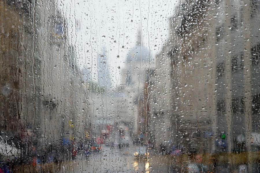 Rainy Morning In London Photograph