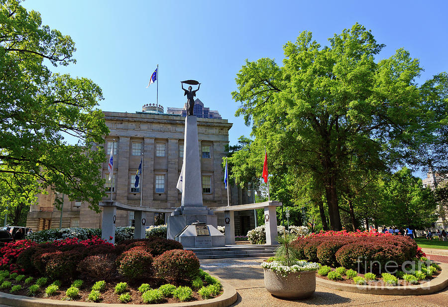 Raleigh Veterans Monument Photograph