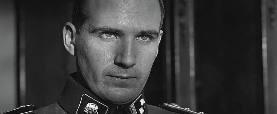 Ralph Fiennes As Amon Goth Schindlers List Publicity Photo 1993 Photograph By David Lee Guss 6096