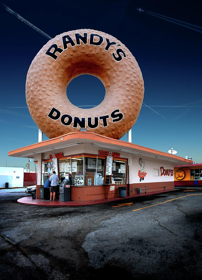Randys Donuts Inglewood Photograph by Gary Warnimont