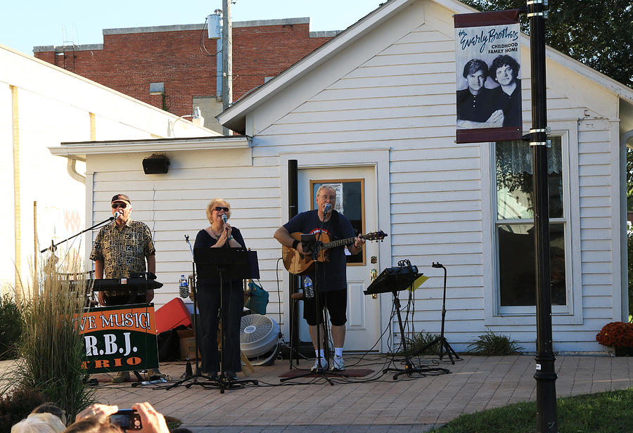R B J  Trio Playing at Shenfest 2015 Photograph by J Laughlin