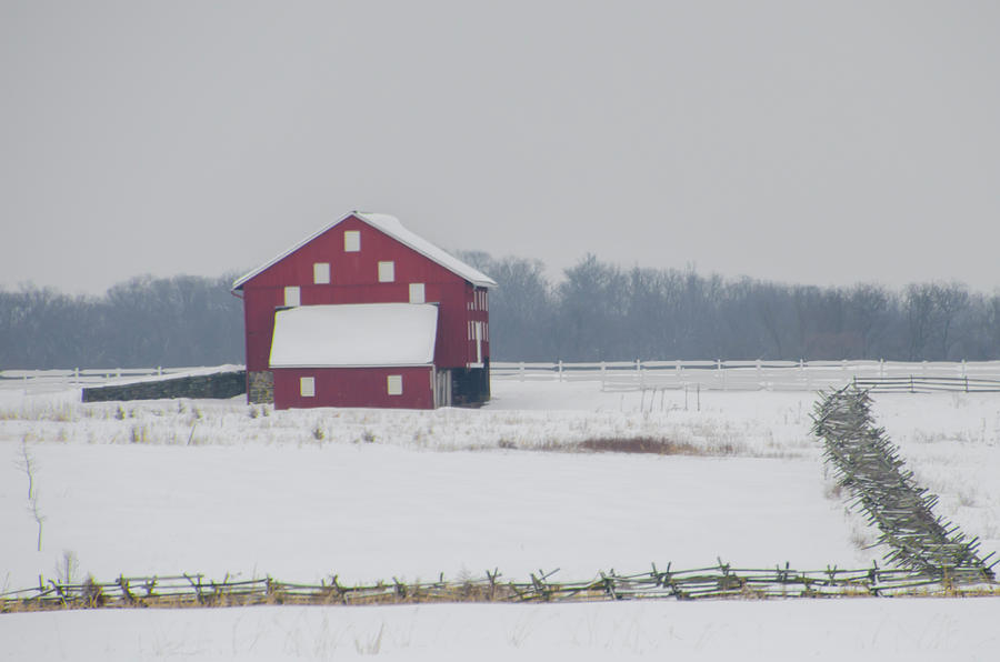 Red Barn at Gettysburg on a Snow Day Photograph by Bill Cannon