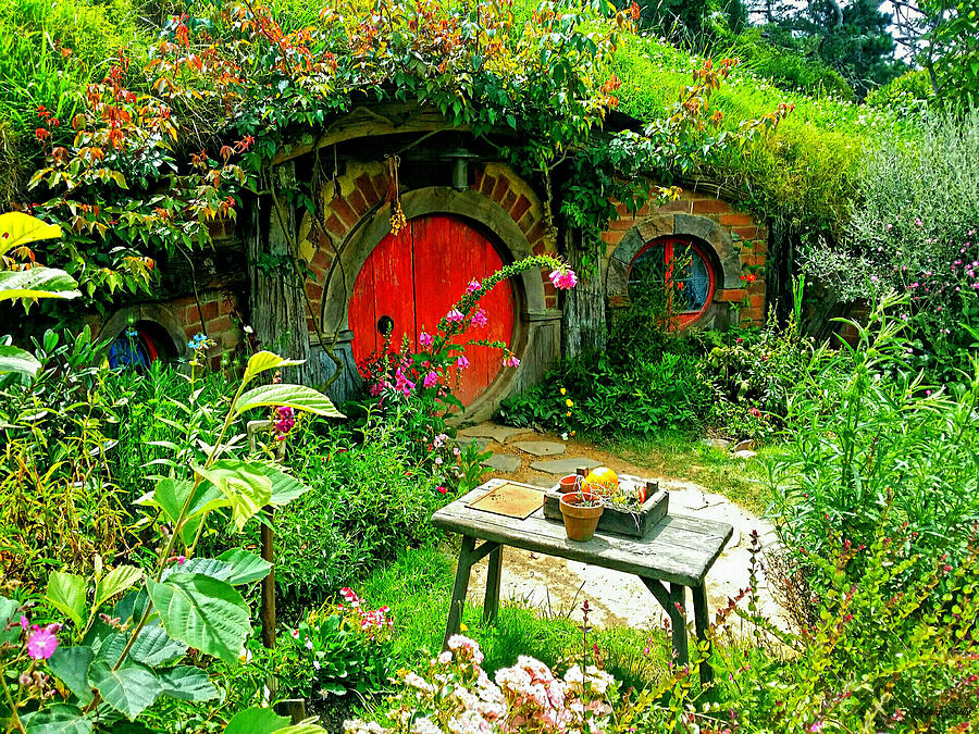 Red Door Hobbit Home Photo Photograph by Kathy Kelly