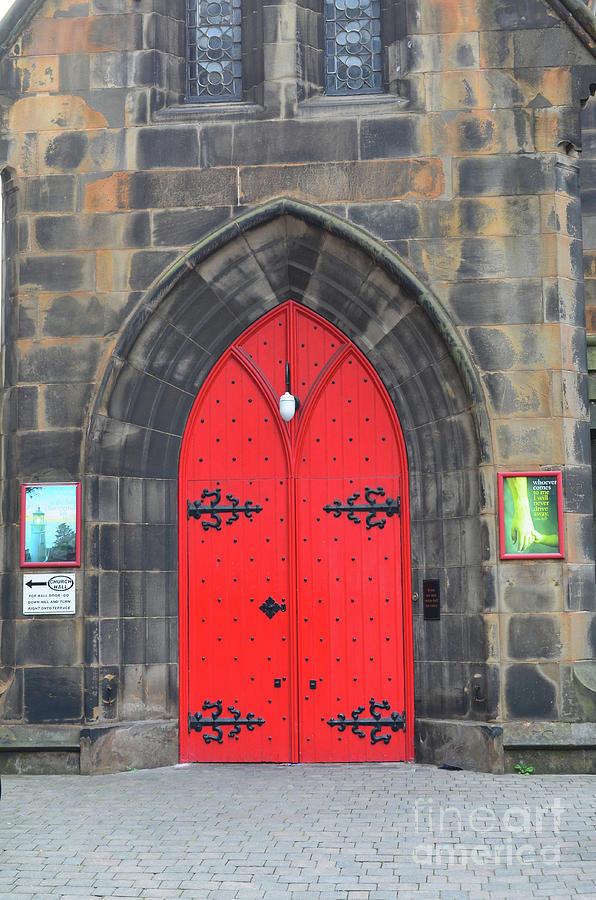Red Door in the City of Edinburgh Scotland Photograph by DejaVu Designs