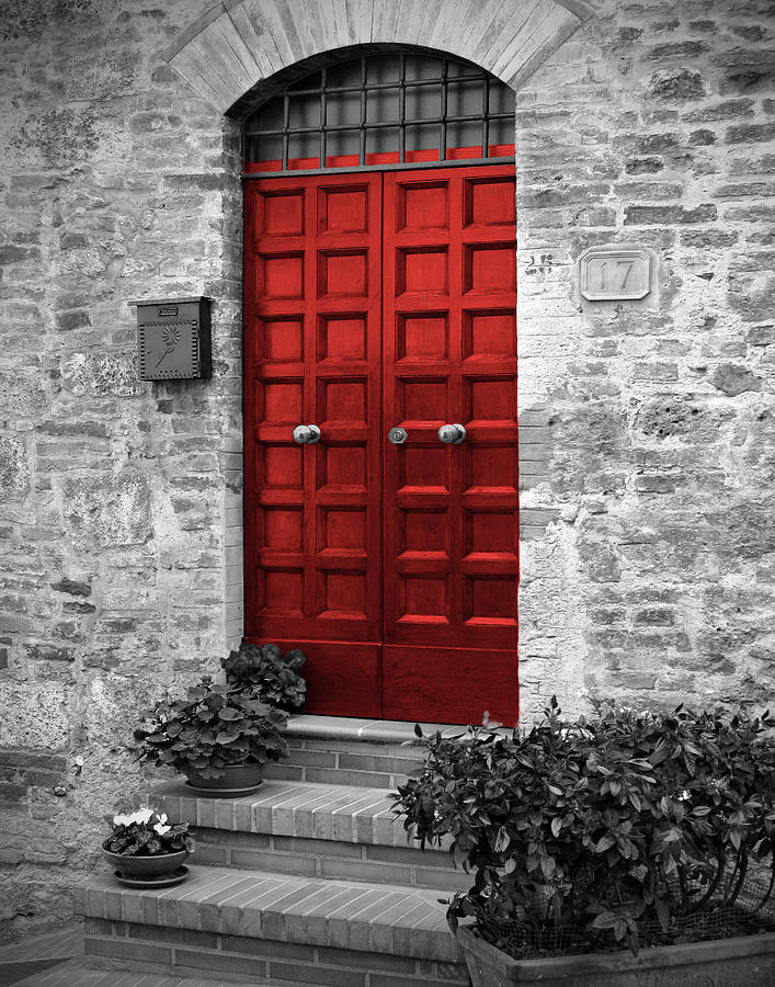 Red Door, Italy Photograph by Lily Malor