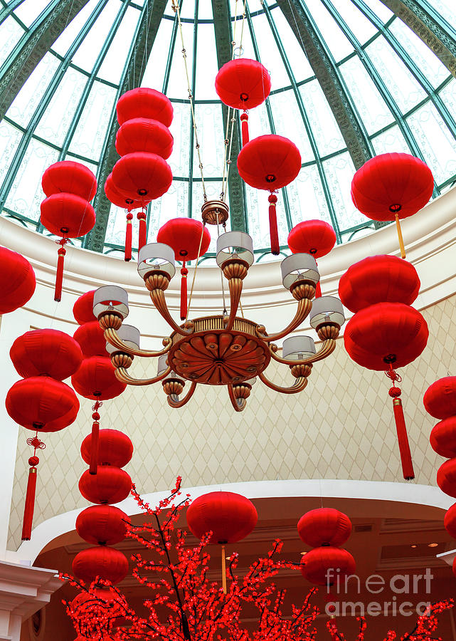 Red Lanterns at the Bellagio Photograph by John Rizzuto