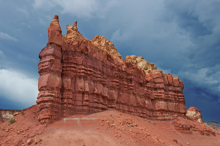Red Rock Formation Photograph by Alan Toepfer