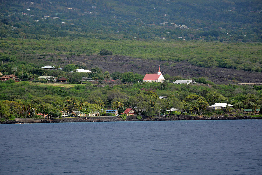 Red-Roofed Church on Hawaii Coast Photograph by Bruce Gourley