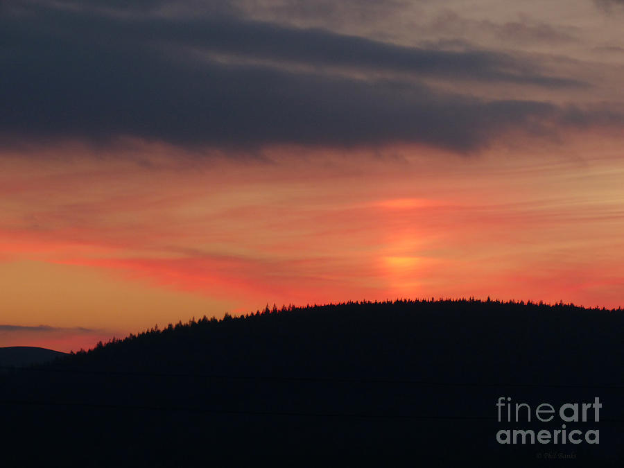 Red sky at night - Shepherds Delight Photograph by Phil Banks