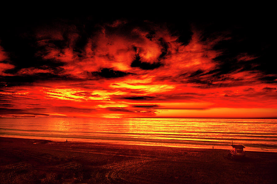 Red Sky Caldron Photograph by Joseph Hollingsworth