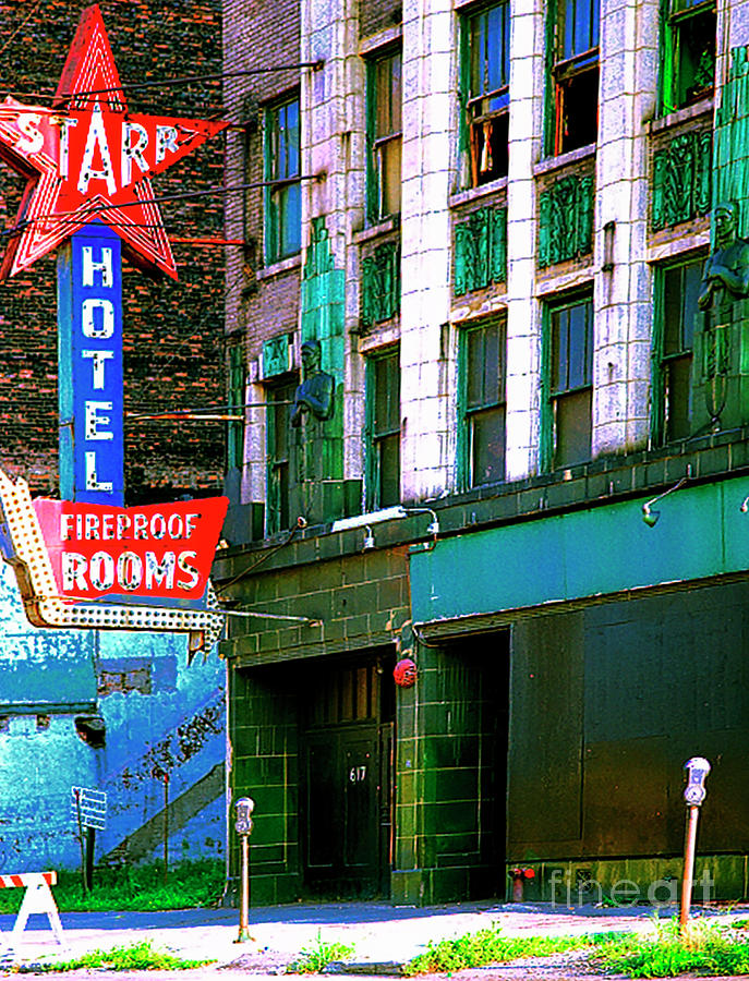 Red Star Hotel SkidRow Chicago  Photograph by Tom Jelen