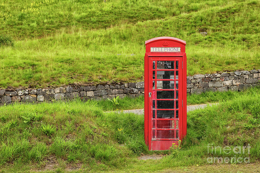 Red telephone booth Photograph by Patricia Hofmeester