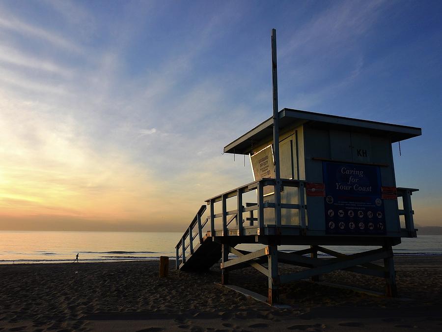 Redondo Lifeguard Station Photograph by Greg Kear - Fine Art America