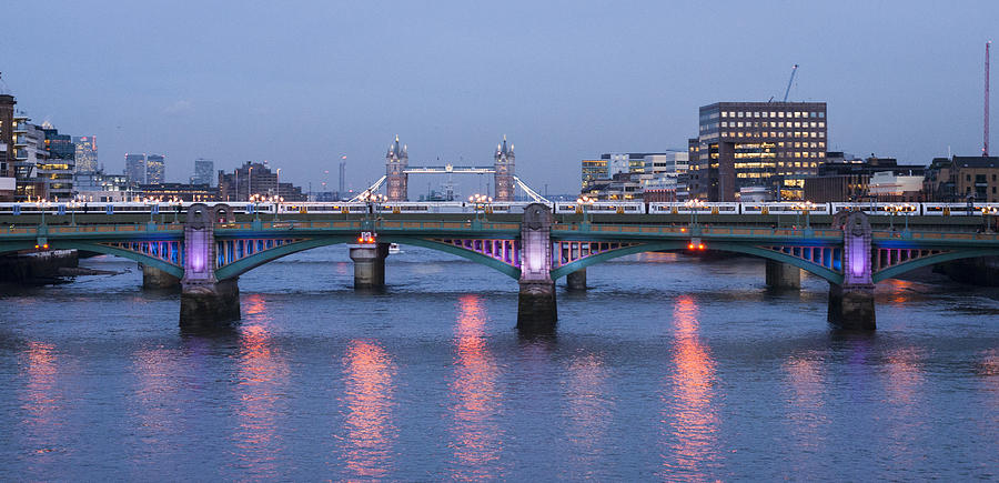 Reflecting on the Thames by David Isaacson Reflecting on the Thames by David Isaacson