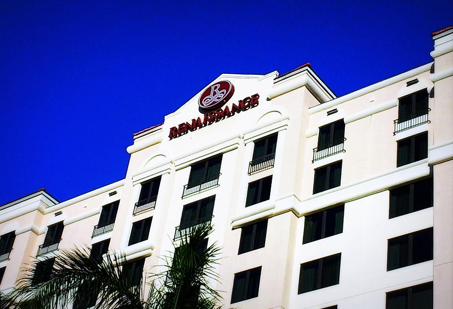 Renaissance Hotel Ft Lauderdale Photograph by Paul Wilford