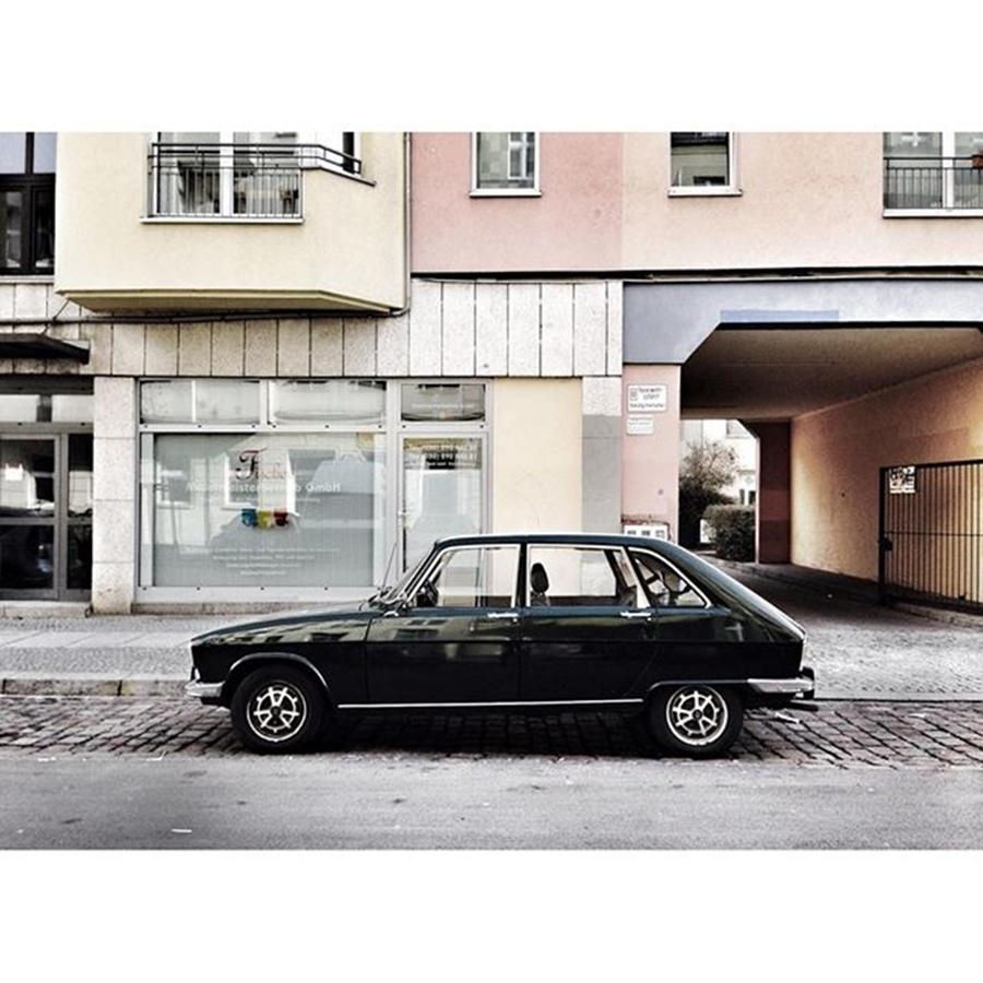Berlin Photograph - Renault 16

#berlin #kreuzberg by Berlinspotting BrlnSpttng