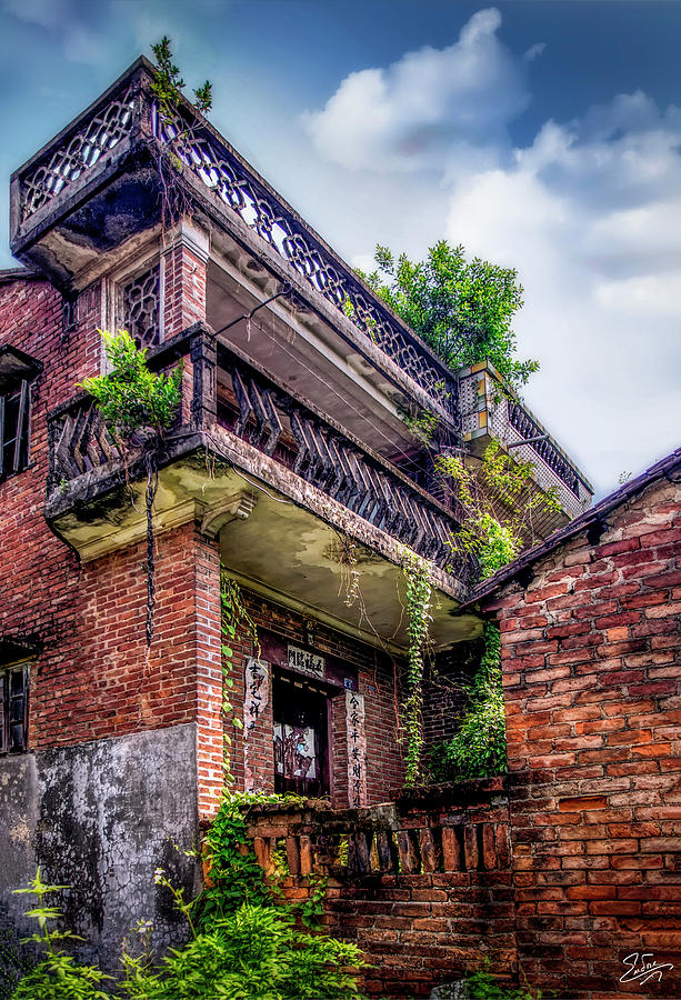 Residence In Old Shilong Photograph by Endre Balogh