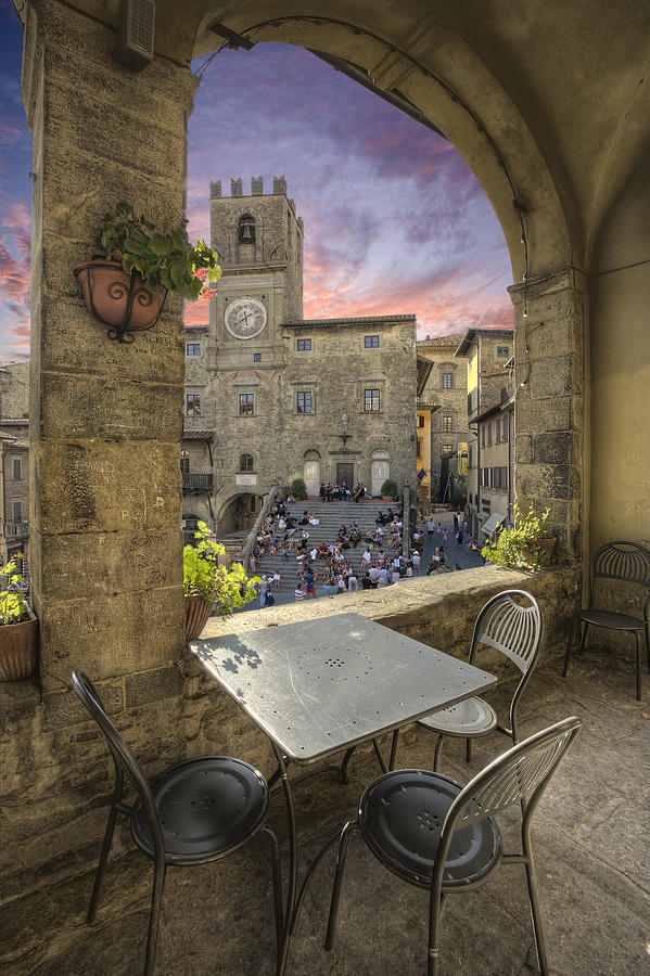Restaurant in Tuscany Photograph by Al Hurley