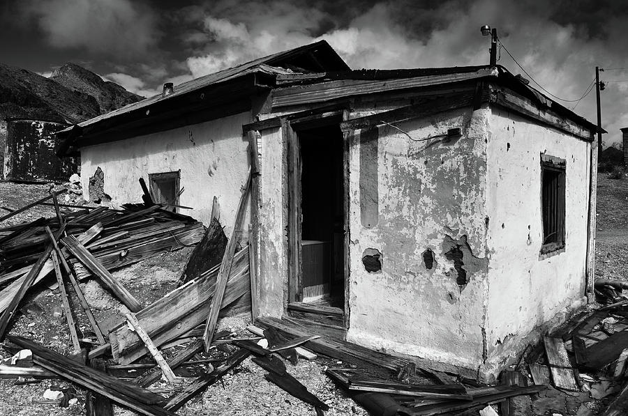 Rhyolite Ghost Town House Photograph by Kyle Hanson