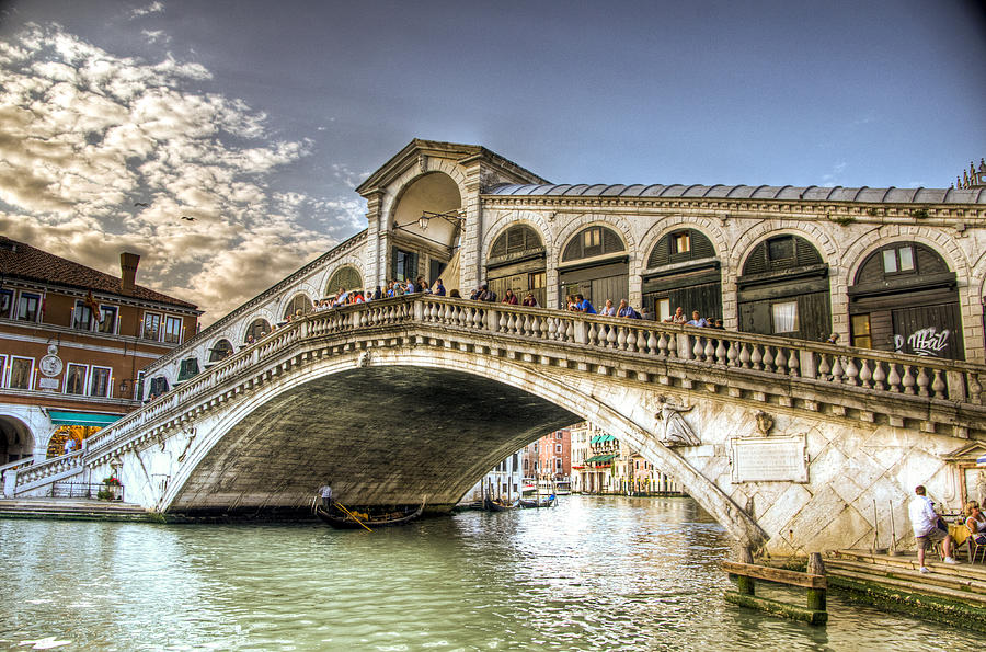 Rialto Bridge Photograph by Jon Berghoff - Fine Art America