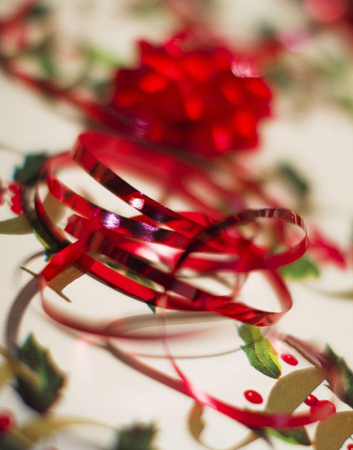 Christmas Glass Art - Ribbon Curls by Rebecca Cozart