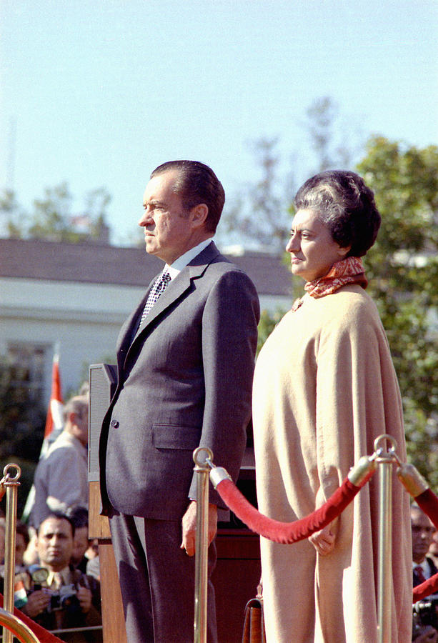 Richard Nixon and Indira Gandhi Photograph by Granger