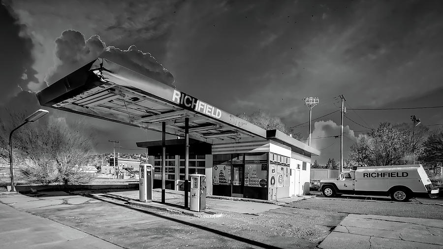 Richfield Gas Photograph by Paul Douglas