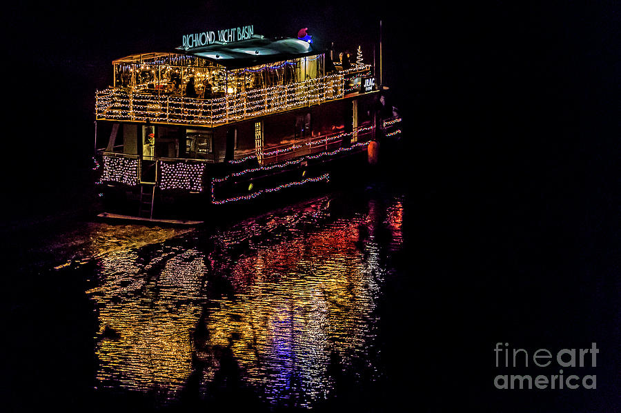 Richmond Boat Parade at Henricus 08769CT Photograph by Doug Berry