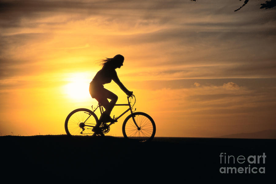 Riding At Sunset Photograph by Dave Fleetham - Printscapes