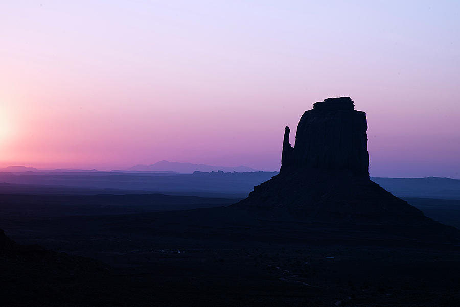 Right Mitten Monument Valley Photograph by Dave Dilli