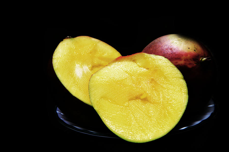 Fruit Photograph - Ripe Mangoes by Tina M Wenger