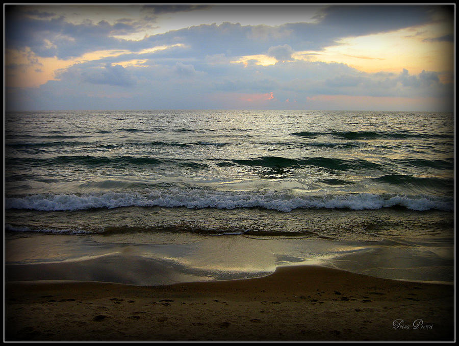 Sunset Photograph - Ripples on the Shore by Trina Prenzi