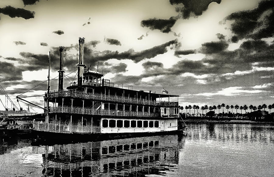 River Boat in Long Beach Photograph by Joseph Hollingsworth