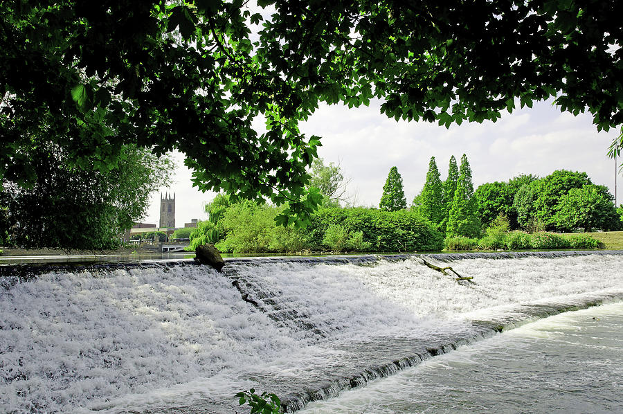 River Derwent Weir, Derby Photograph by Rod Johnson