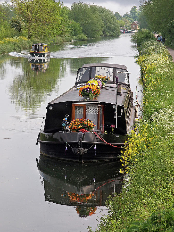 River Life - Narrowboats on British Waterways Photograph by Gill Billington
