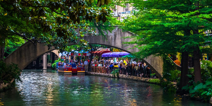 River Walk Dining Photograph by Ed Gleichman