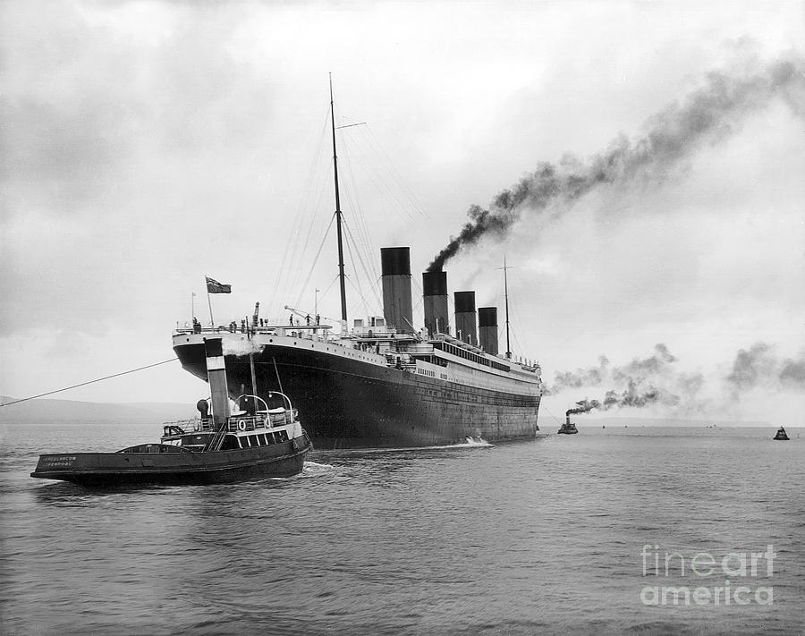 Titanic Propellers Photograph - RMS Titanic by Jon Neidert