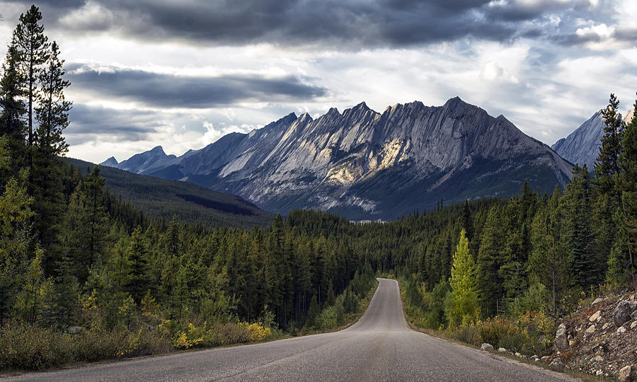 Road To Granite Mountain Photograph by Robert Fawcett