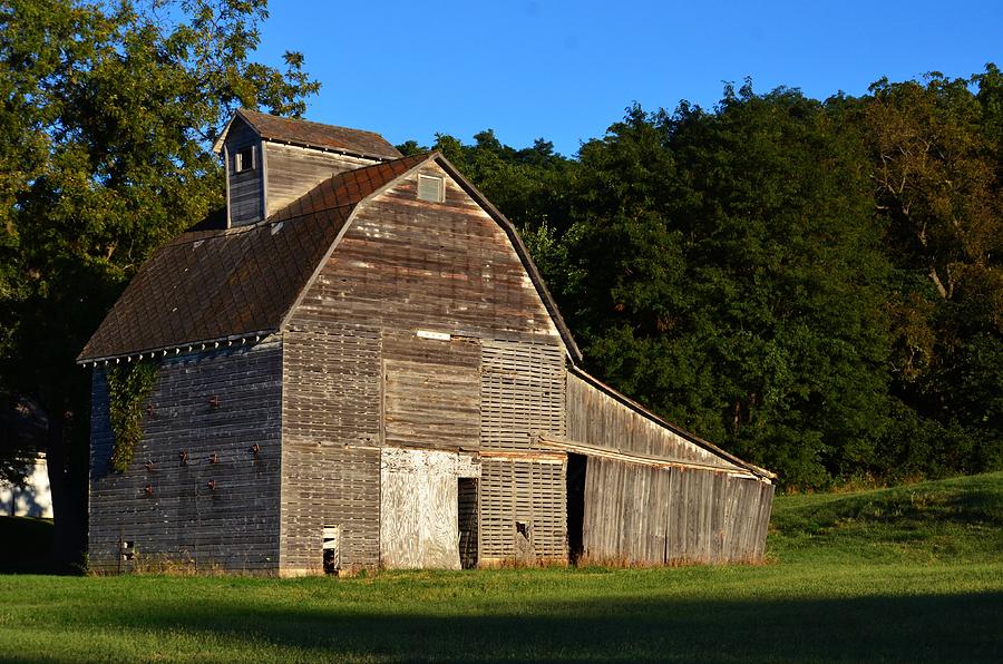 Roadside barn Photograph by Dwight Eddington | Fine Art America