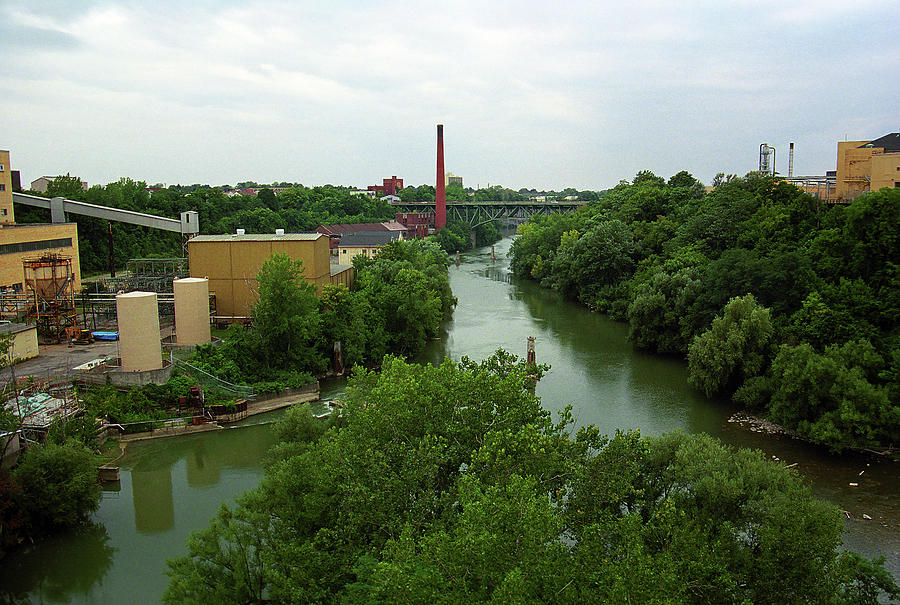 Rochester, NY - Genesee River 2005 Photograph by Frank Romeo