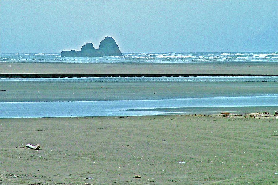 Rock Formations in Pacific Ocean near Ocean City, Washington  Photograph by Ruth Hager