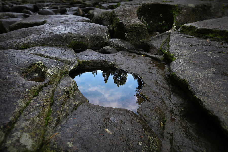 Rock pool reflection Photograph by Les Cunliffe