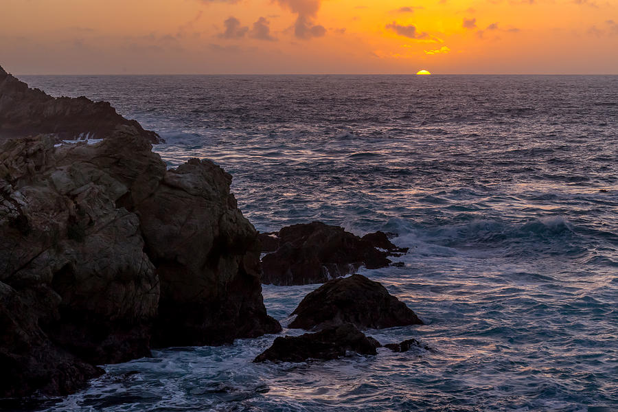 Rocky Coast Sunset Photograph by Derek Dean