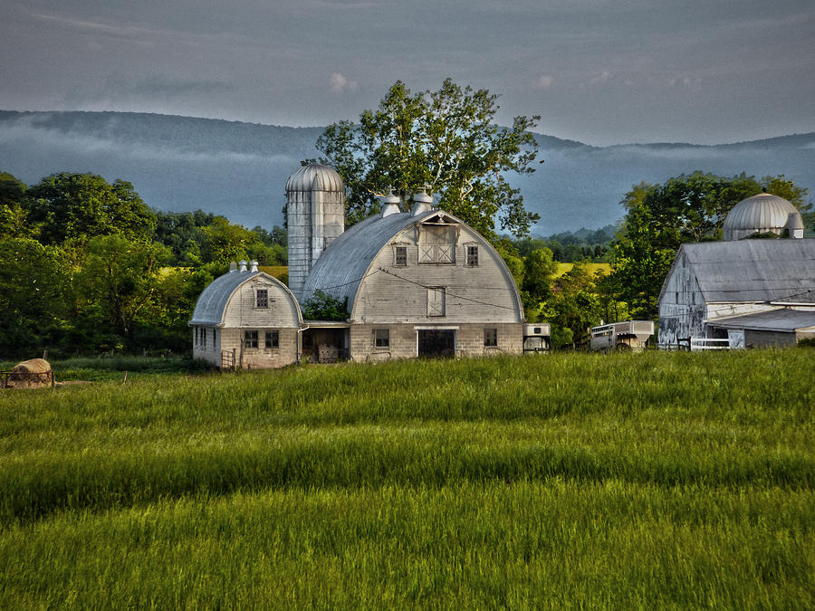 Rocky Ridge Farm Photograph by Bob Geary