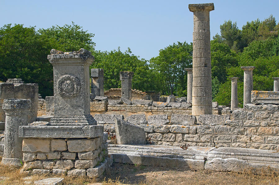 Roman Ruins Near St. Remy in Provence Photograph by Jaroslav Frank ...