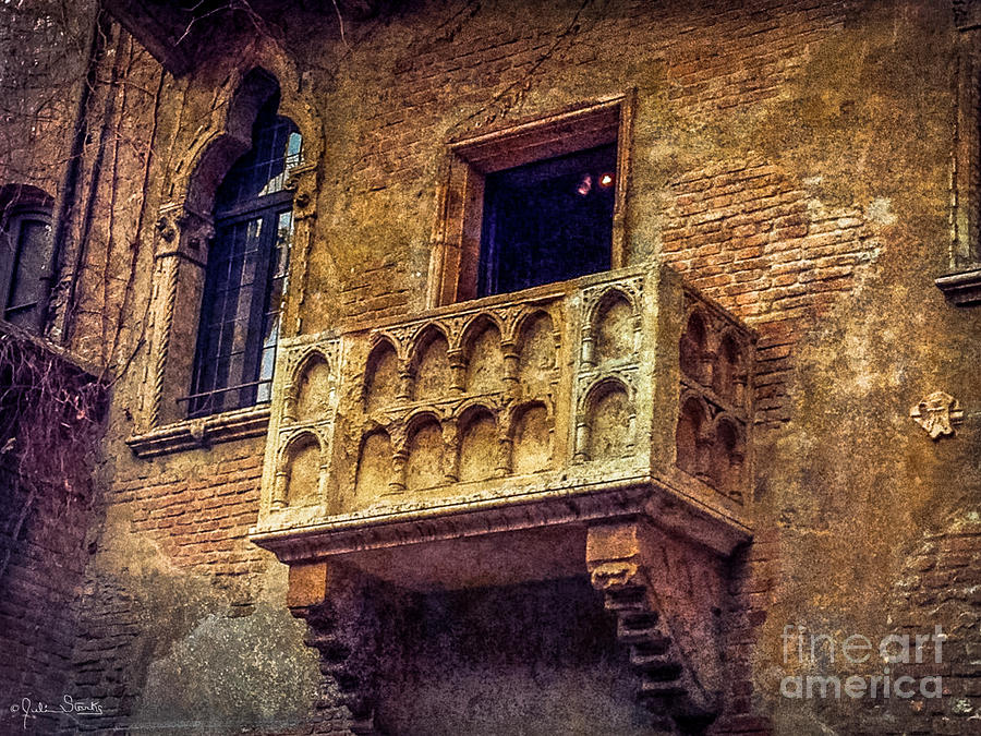 Romeo And Juliet Balcony Photograph
