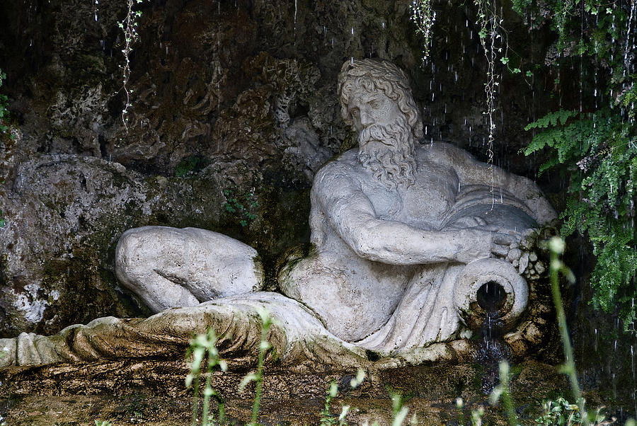 Rometta Fountain  Photograph by Harry Spitz