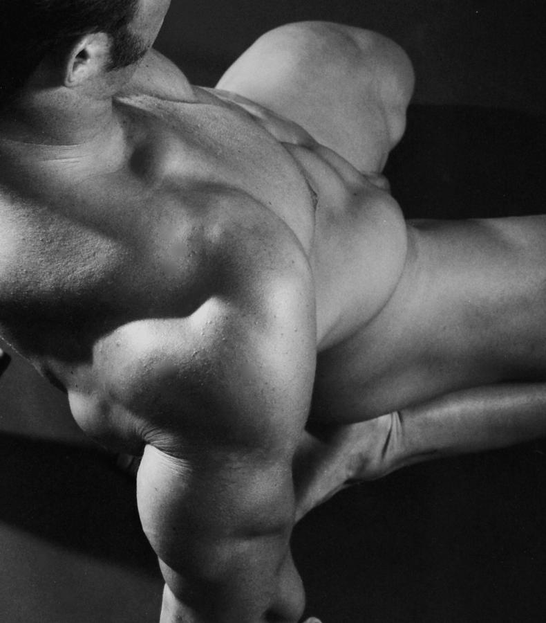 Male Nude Photograph - Ronan Kneel by Thomas Mitchell